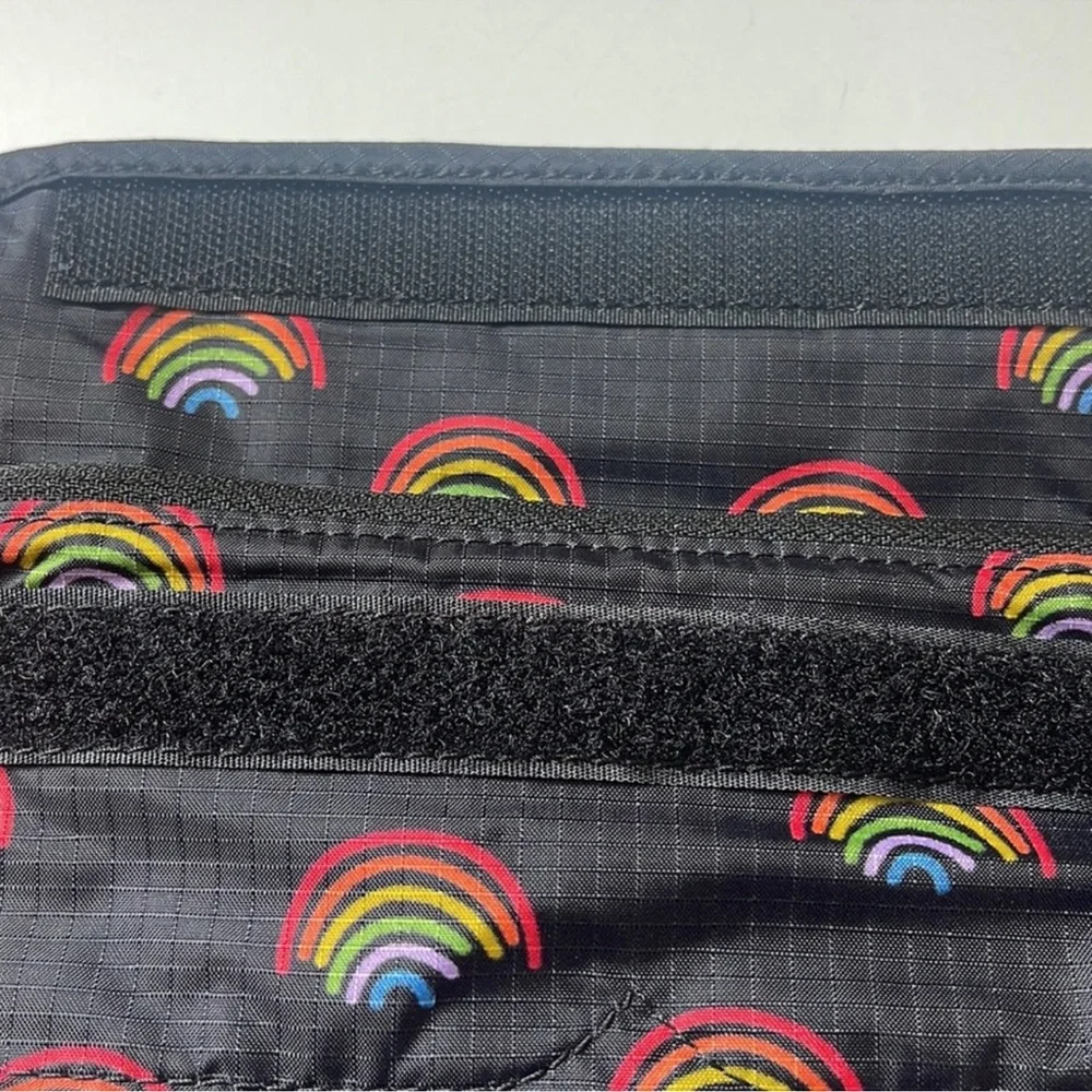 Hunter Original Packable Cross Body Bag Purse. Mini Rainbow Print